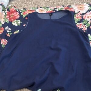 🟢10/$10 - Elegant Navy Blue Sleeveless Dress